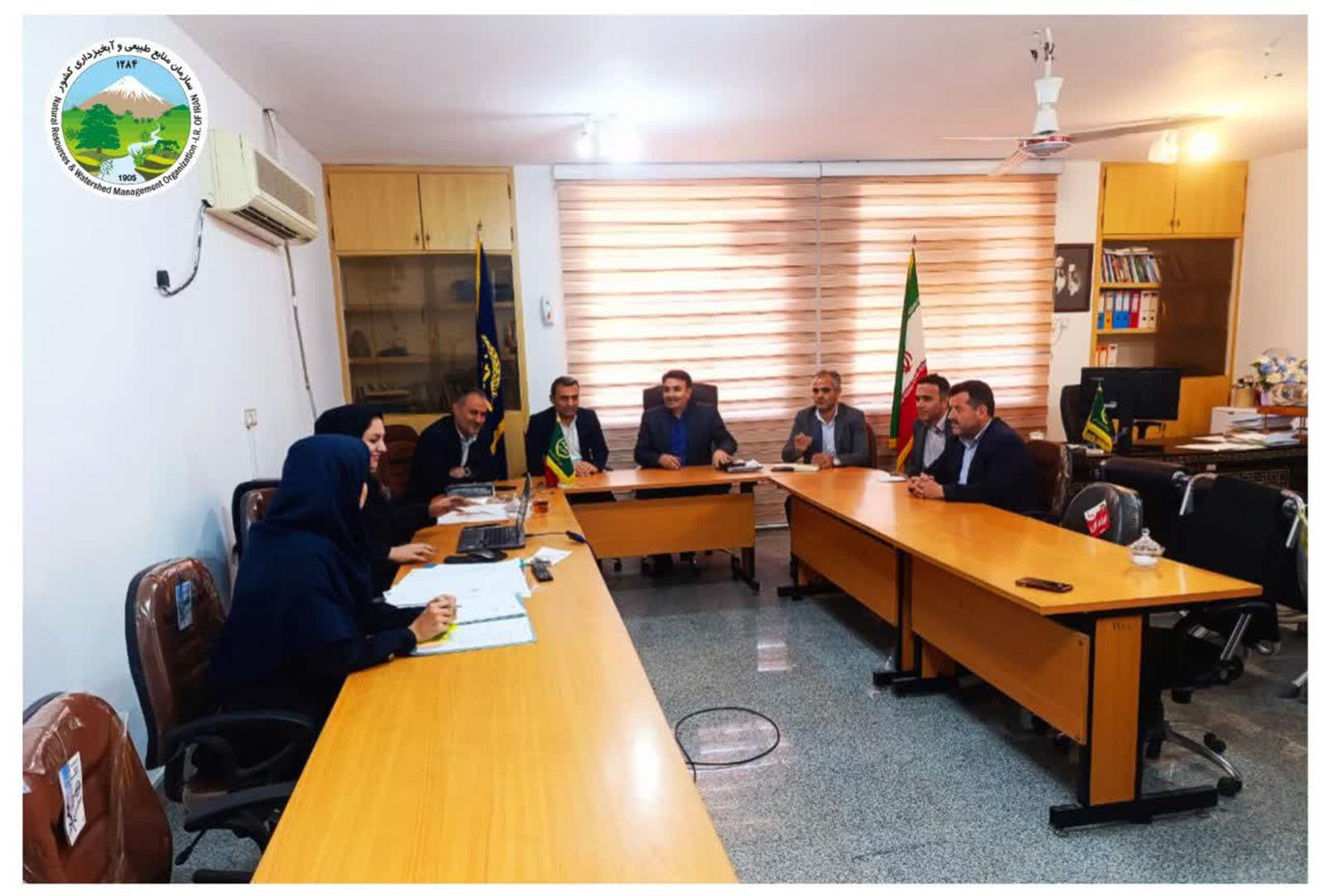 برگزاری جلسه بررسی و رفع تداخلات اراضی کشاورزی در ایذه