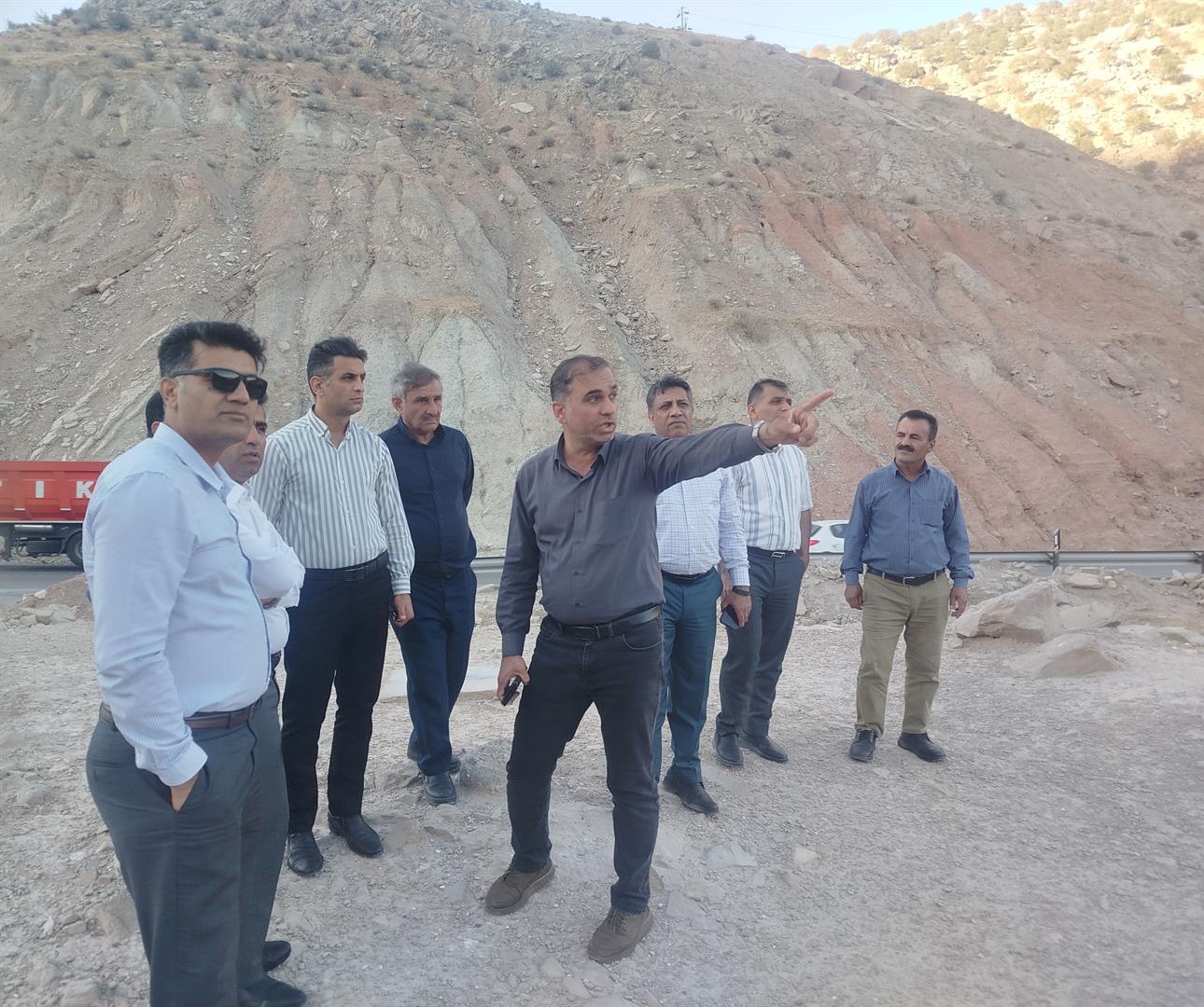 بازدید میدانی از پروژه خط انتقال اضطراری آب شرب ایذه