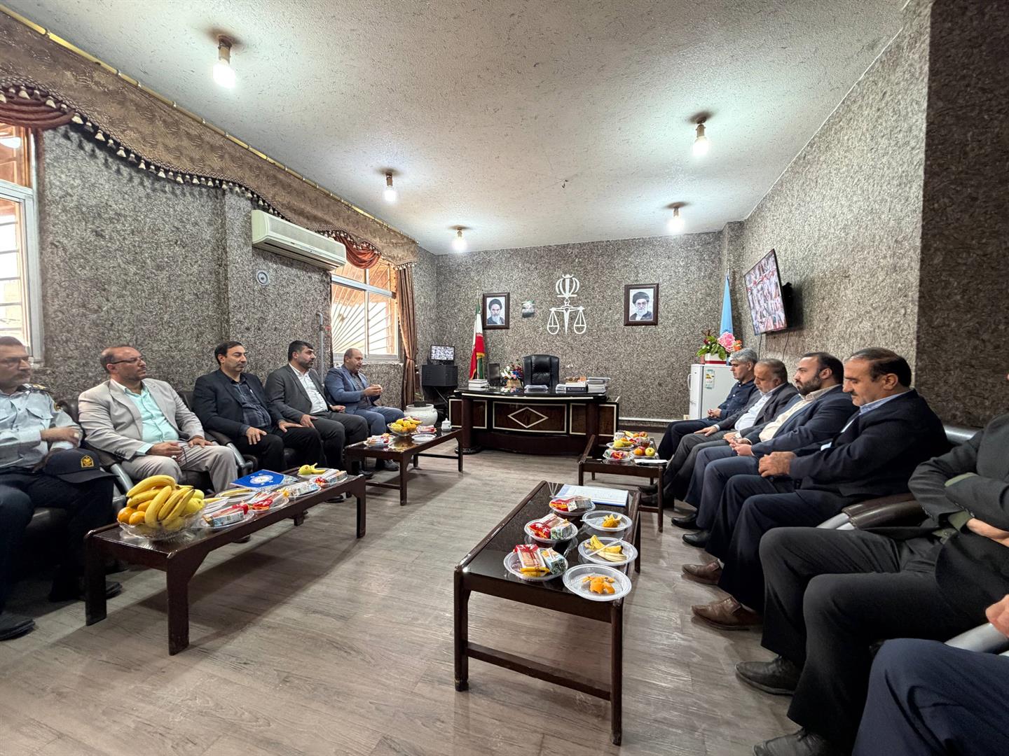 تقویت حمایت از خانواده زندانیان و توسعه زیرساخت‌های قضایی ایذه با تأکید ابراهیم‌پور