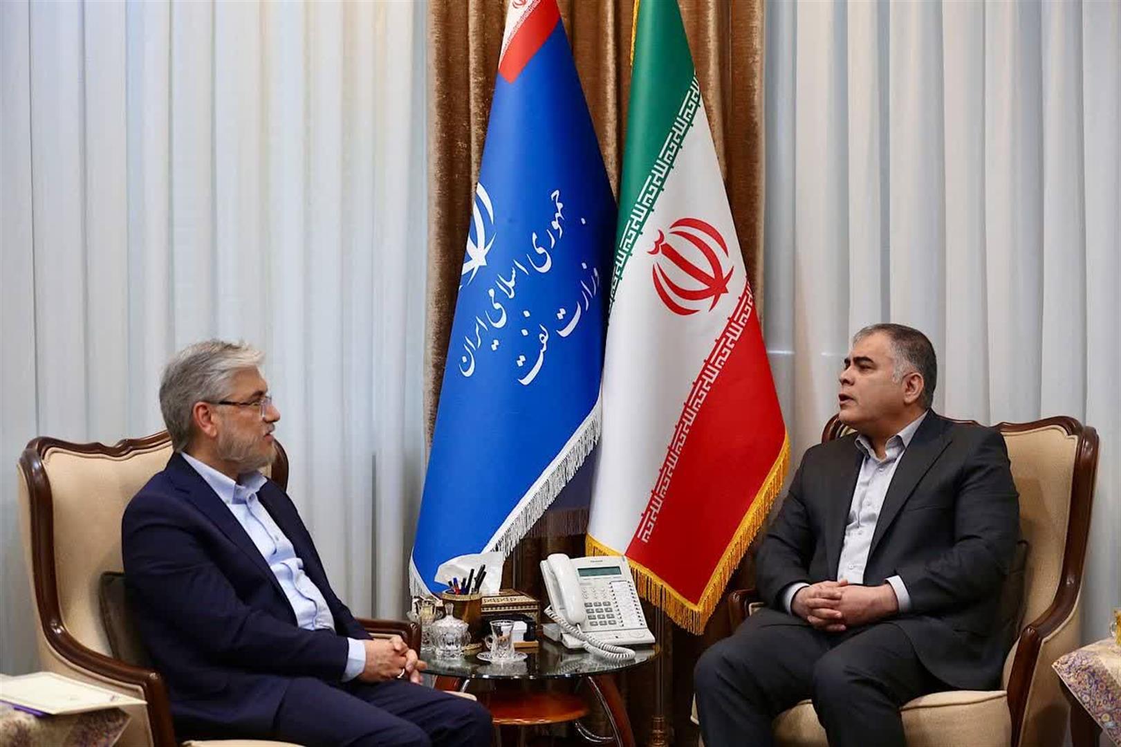 توافق وزارت علوم و نفت برای بهره‌گیری از ظرفیت دانشگاه‌ها در بازسازی پساجنگ