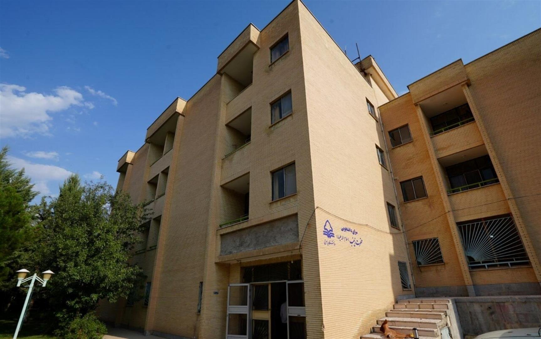 ابراهیم‌پور: افزایش هزینه غذای دانشجویی و خوابگاه عدالت آموزشی را تهدید می‌کند