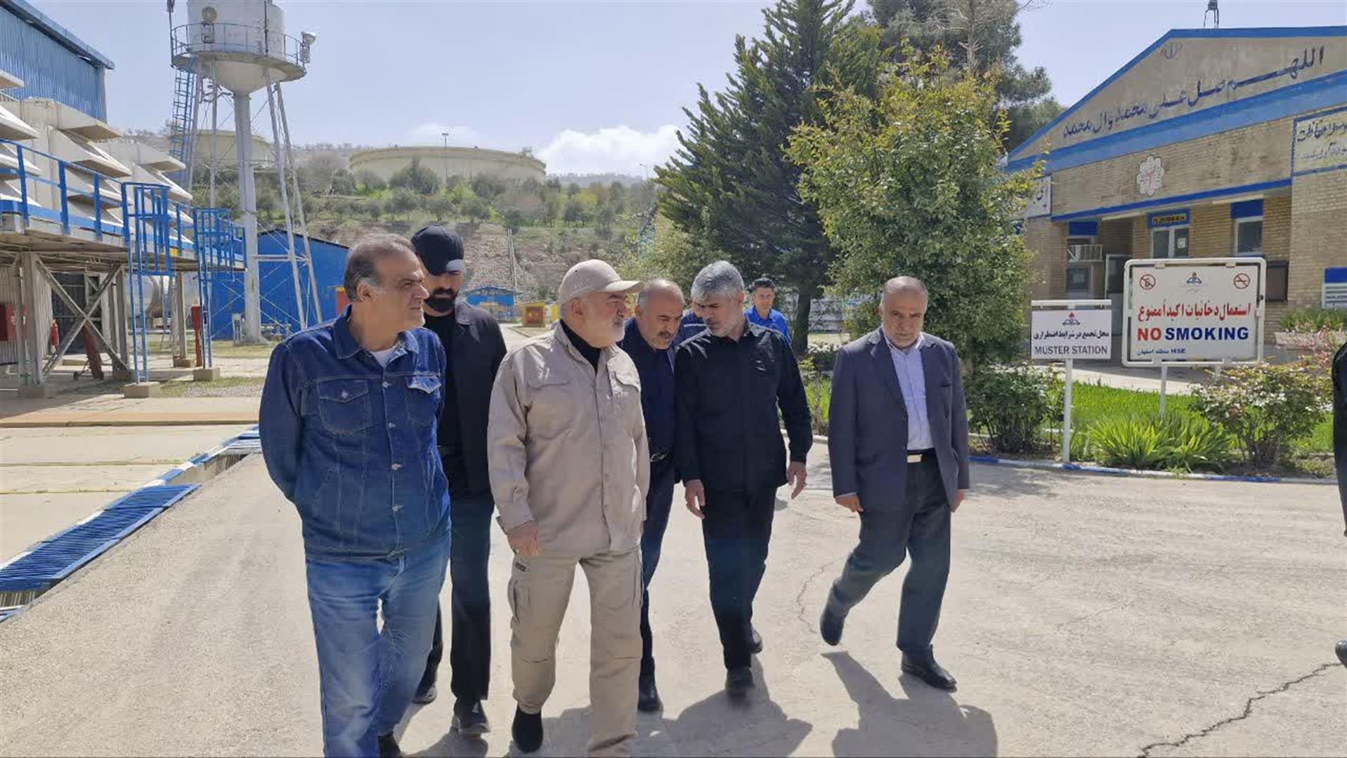بازدید استاندار خوزستان از تلمبه‌خانه و خطوط انتقال نفت در دزپارت