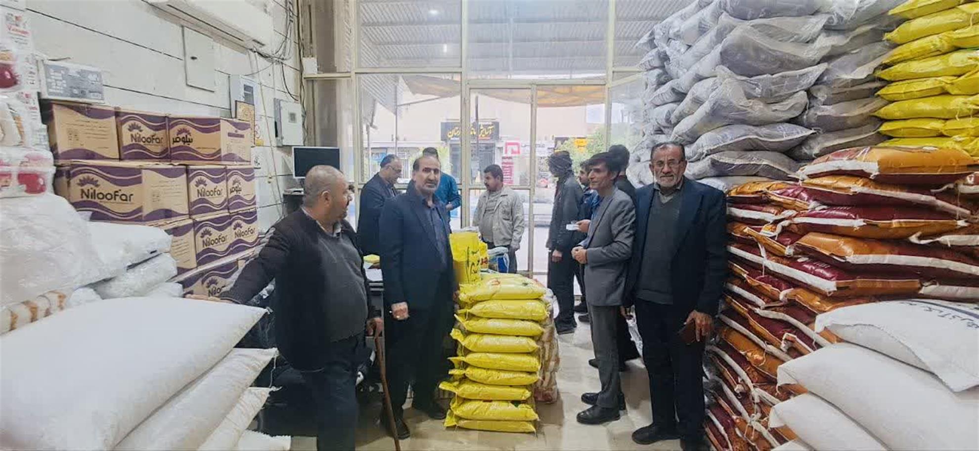 توزیع برنج تنظیم بازار با قیمت مصوب در ایذه ادامه دارد