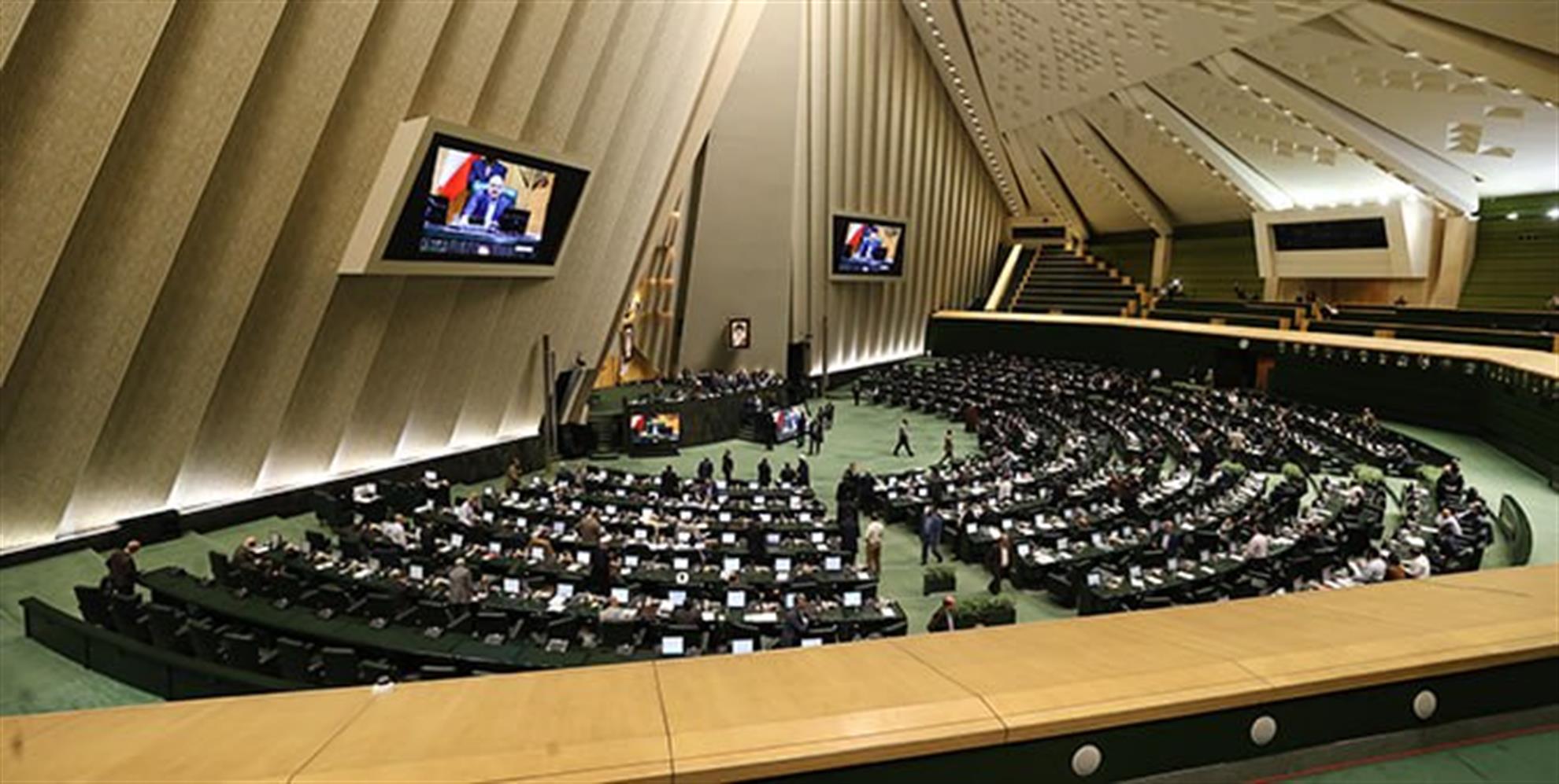 تعیین ۴۴ ساعت کار هفتگی برای دستگاه‌های اجرایی کشور