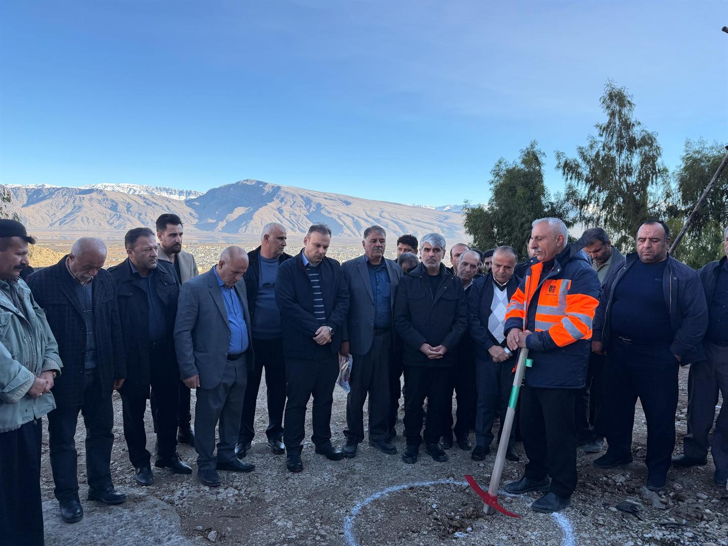 کلنگ‌زنی پروژه تعریض و روکش جاده روستای الهک با اعتبار 269 میلیارد ریال