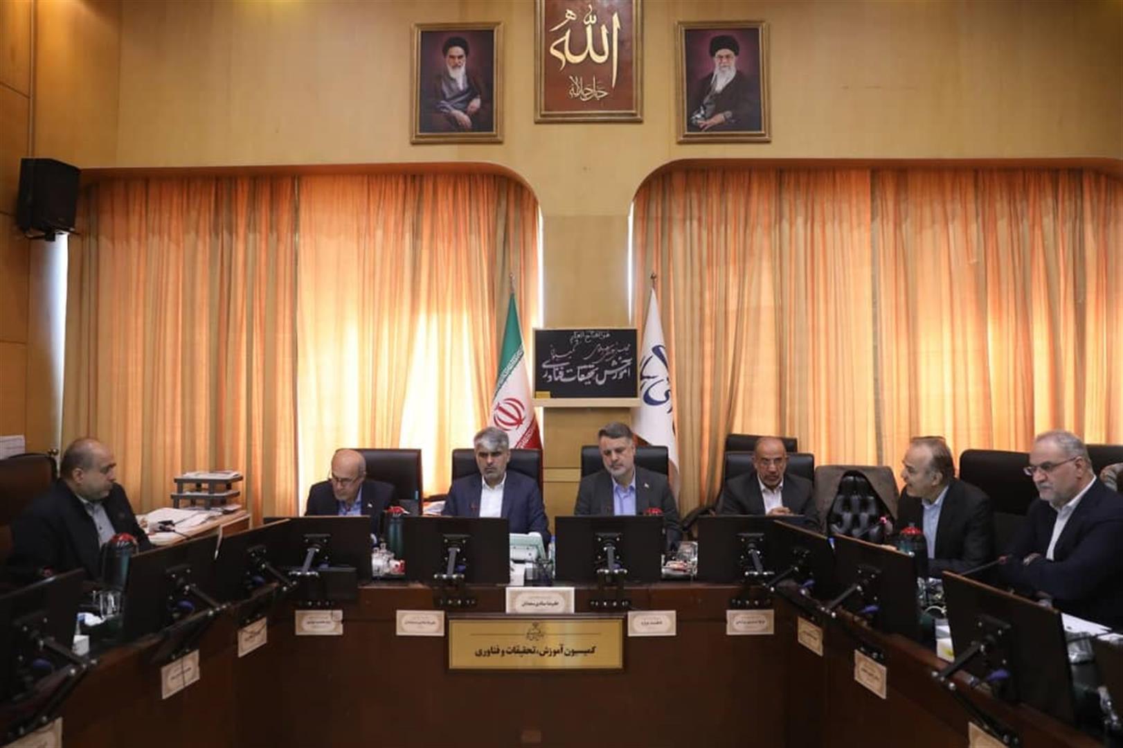 اولتیماتوم مجلس برای ساماندهی شبکه شاد و زیرساخت آموزش مجازی