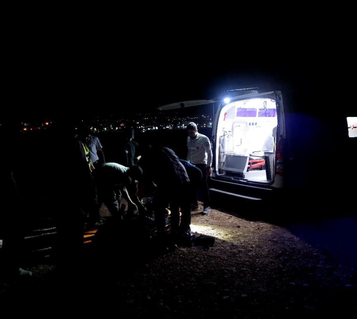 سقوط دختر ۲۵ ساله از کوه الهک ایذه و انتقال به بیمارستان