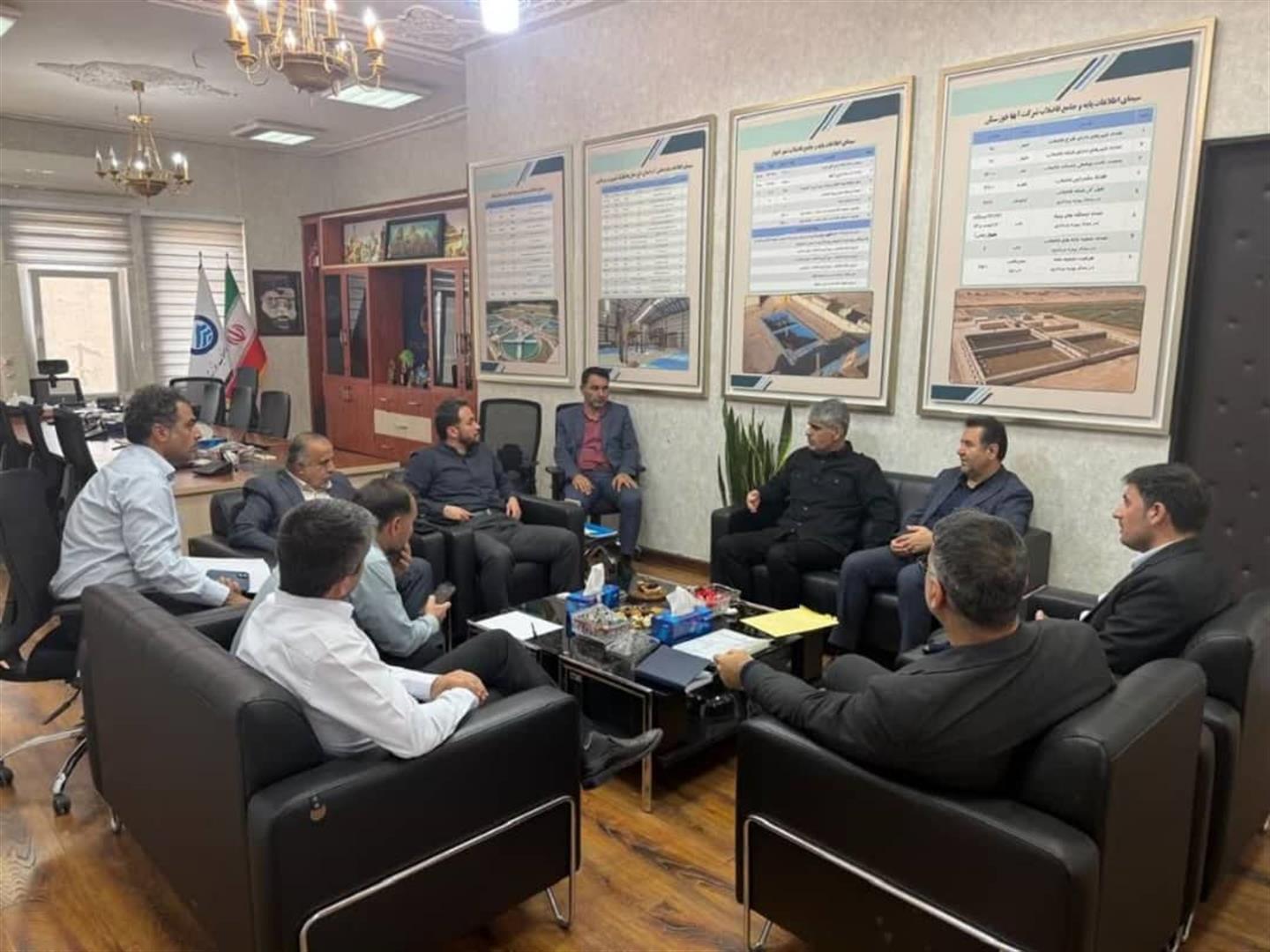 پیگیری ویژه روند اجرای پروژه‌های آبرسانی چهار شهرستان خوزستان با حضور نماینده مردم و مدیرعامل آبفا
