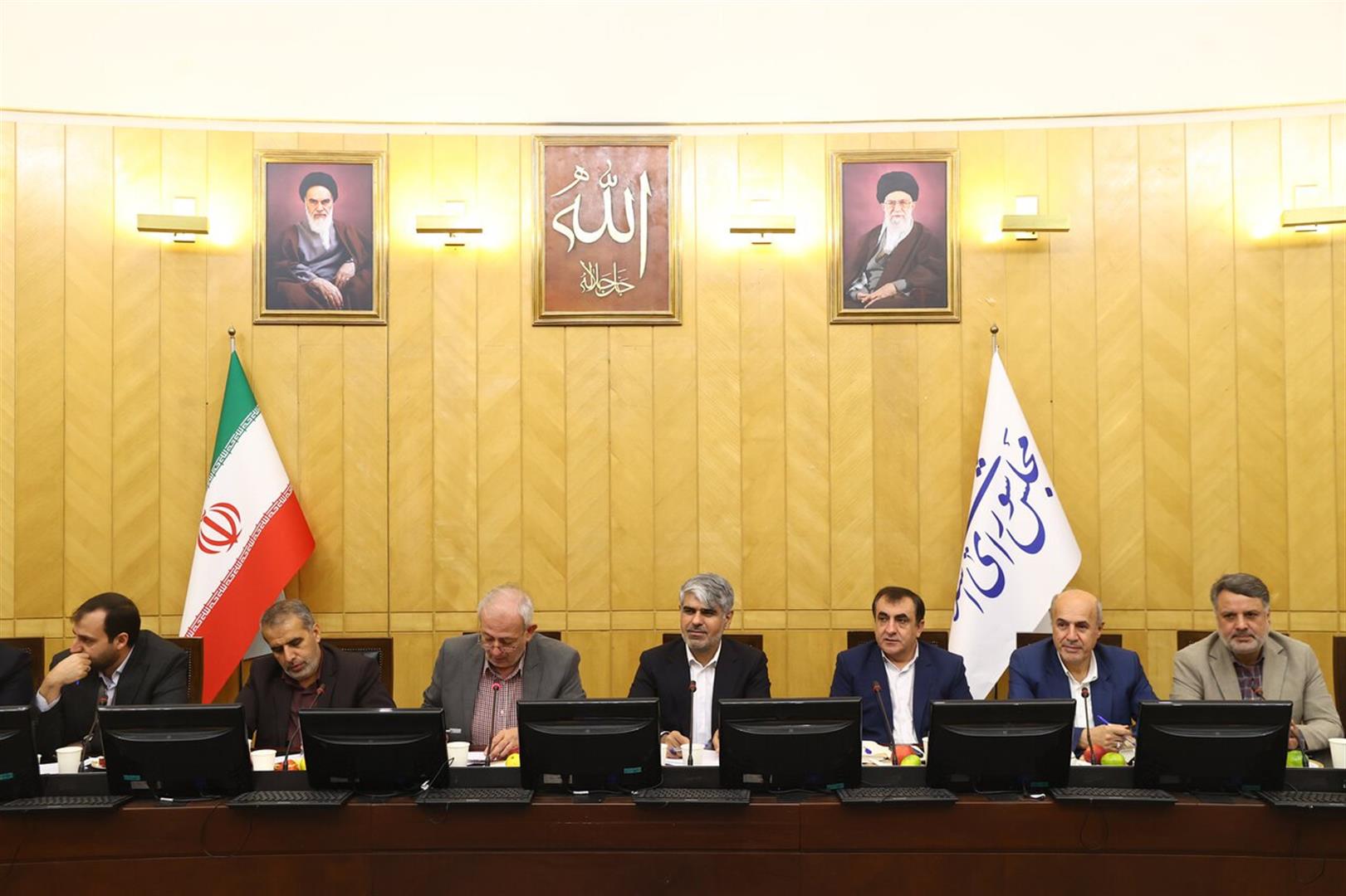 بررسی کامل طرح «تقویت ارتباط دانشگاه با جامعه و صنعت» در کمیسیون آموزش مجلس