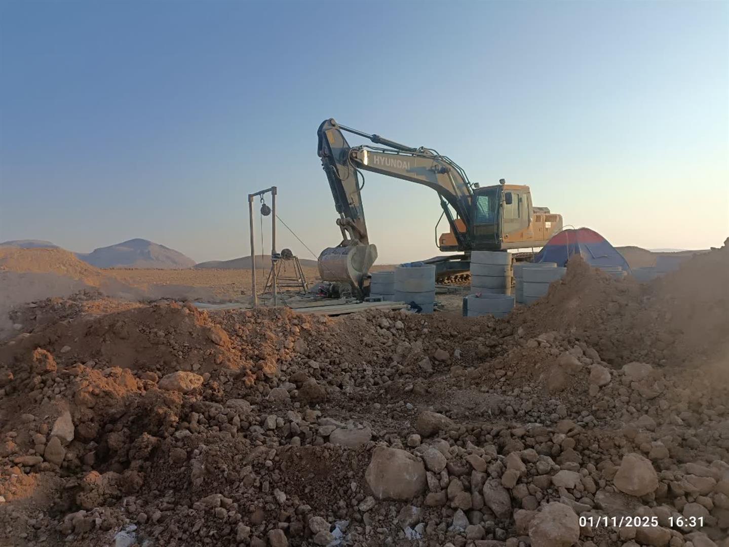 بازدید مدیر جهاد کشاورزی ایذه از قنات راسفند و قدردانی کشاورزان از احیای منابع آبی