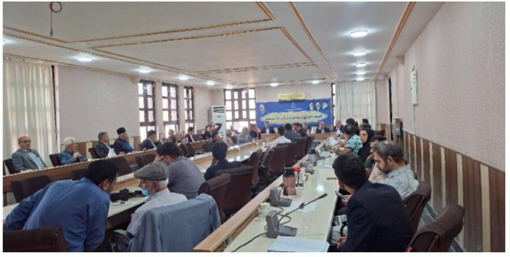 بررسی موانع تولید در نشست مشترک صنعت‌گران منگشت با مدیران صمت خوزستان