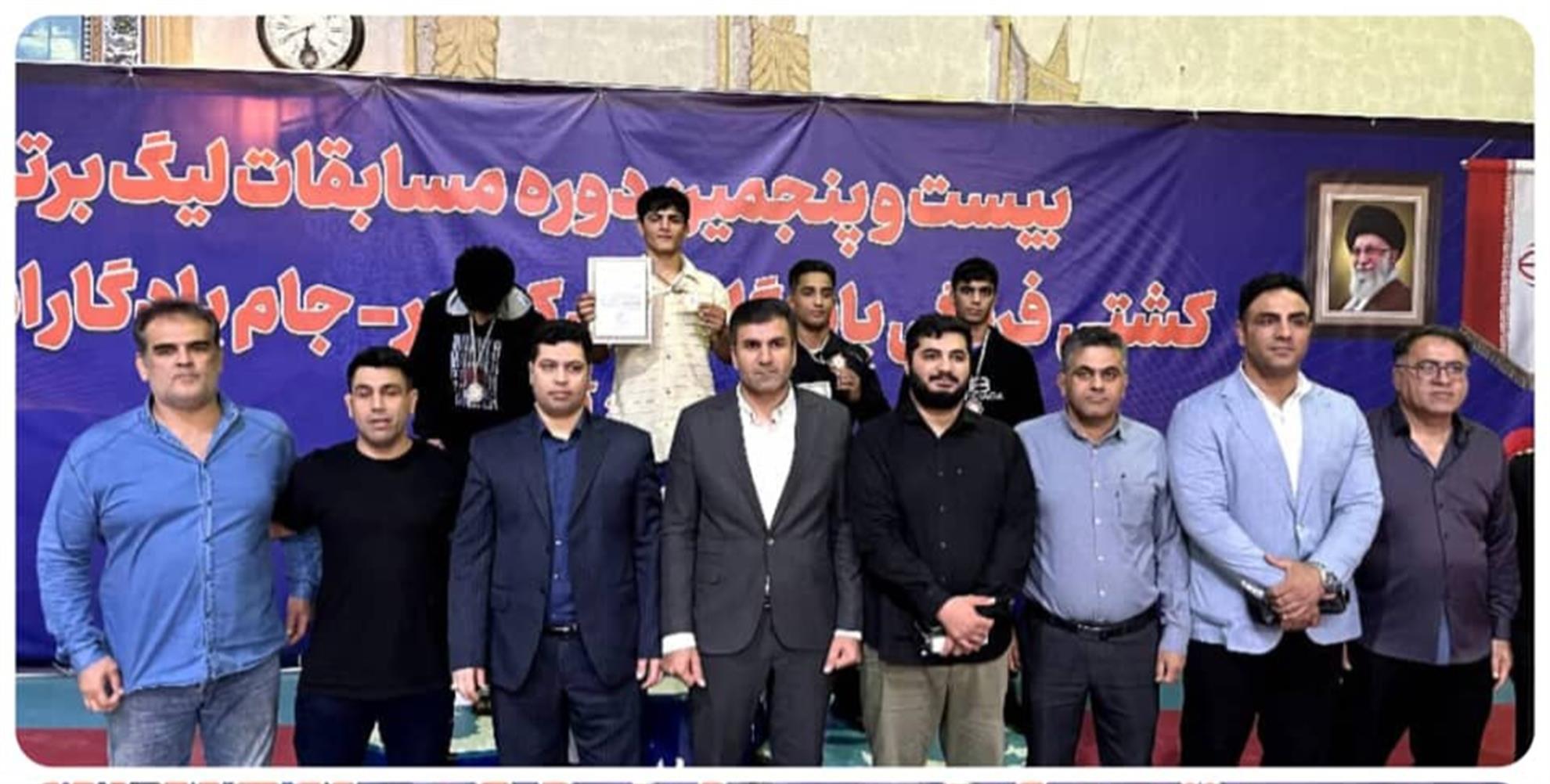 کسب 3 نشان رنگارنگ در مسابقات قهرمانی خوزستان